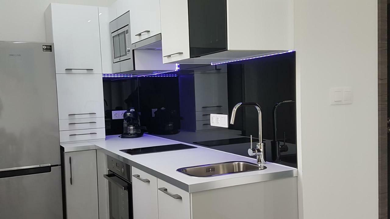Lakefive Apartments Balatonfuered Eksteriør bilde